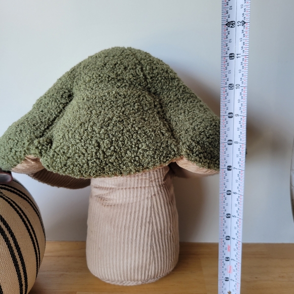 Fall Decoration Pillows Mushroom and Pumpkin Pillows - Picture 6 of 8